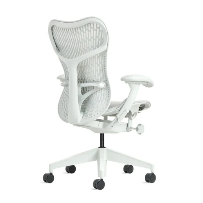 REF104098_0002.jpg
